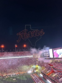 2025-09-20-UT-Football-14-drone-show.JPG