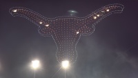 2025-11-28-UT-Football-71-Drone-show.JPG