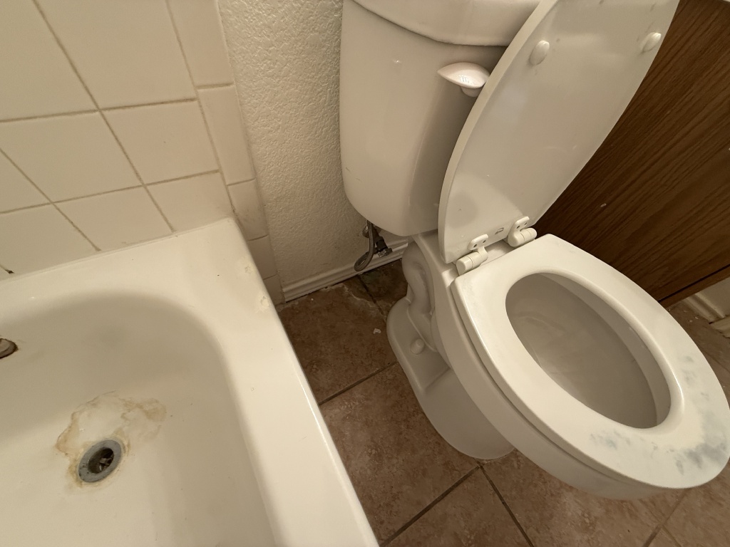 2025/10(October)/Disraeli-Rental-Fixes/1024x768_2025-10-18-Disraeli-Repairs-49.JPG