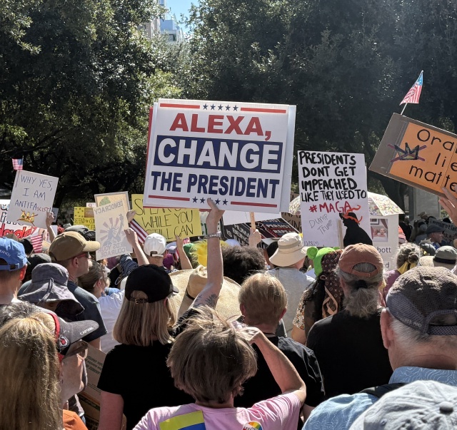 2025-10-18-No-Kings-Day-Two-39-Alexa-Change-the-President-GOOD.JPG