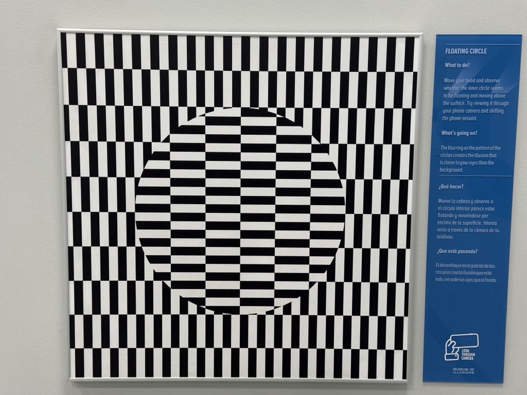 2025-10-28-Vistra-Chicago-15-Museum-of-Illusions.JPG