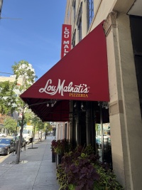 2025-10-28-Vistra-Chicago-07-Lou-Malnatis-Pizza.JPG