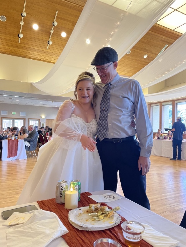 2025/11(November)/McKenzie-Ben-Wedding/640x480_2025-11-08-McKenzie-BenBeatty-Wedding-012-Travis.JPG