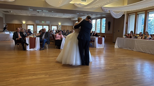 2025/11(November)/McKenzie-Ben-Wedding/640x480_2025-11-08-McKenzie-BenBeatty-Wedding-029-Father-Daughter-Dance.JPG