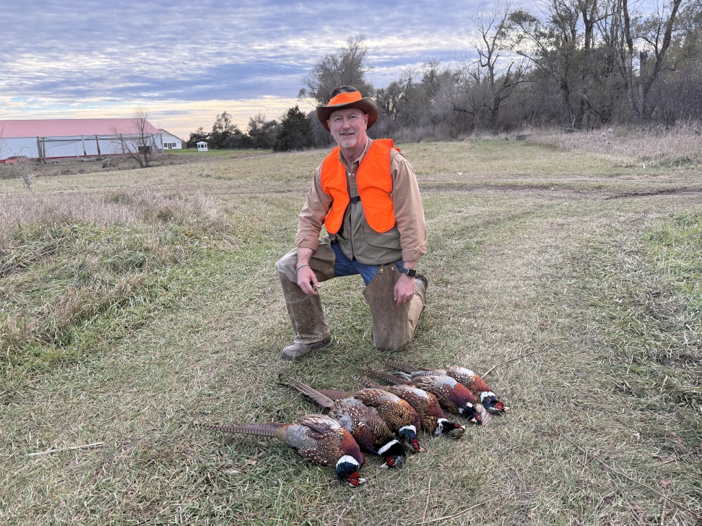 2025-11-12-SD-Pheasant-Hunting-34-Mike.JPG