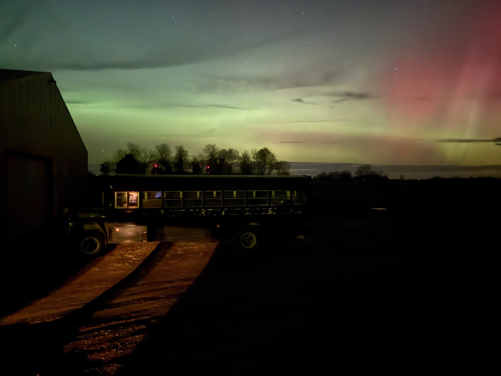 2025/11(November)/SD-Pheasant-Hunting/1024x768_2025-11-12-SD-Pheasant-Hunting-41-Aurora-Borealis.JPG
