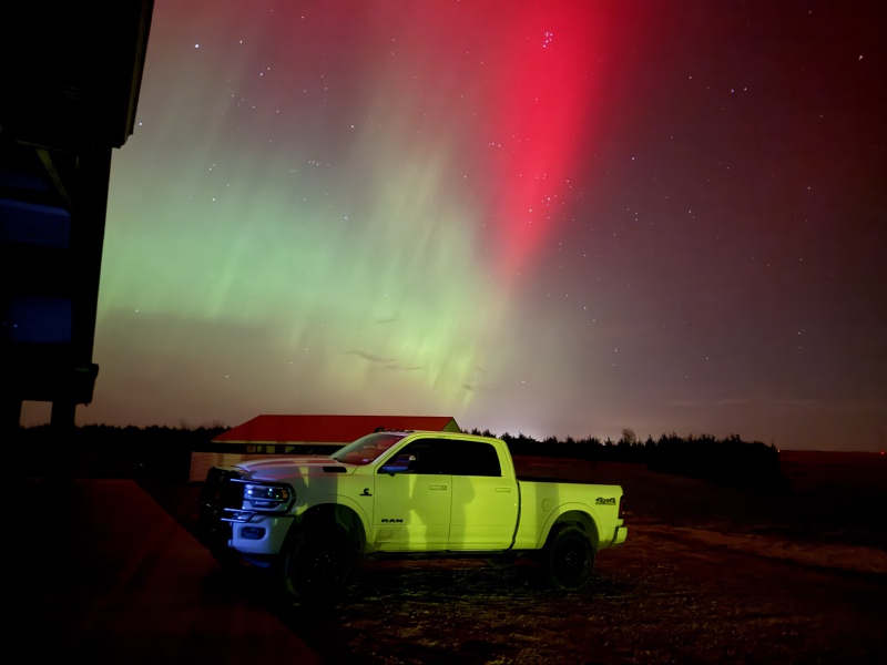 2025-11-11-SD-Pheasant-Hunting-24-Aurora-Borealis-GOOD.JPG
