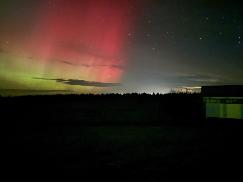 2025/11(November)/SD-Pheasant-Hunting/800x600_2025-11-12-SD-Pheasant-Hunting-43-Aurora-Borealis.JPG