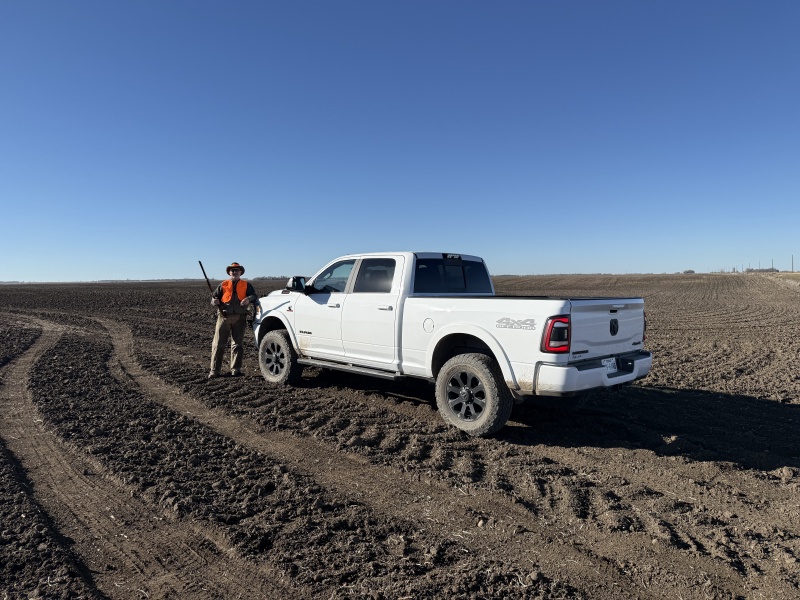 2025-11-13-SD-Pheasant-Hunting-47-Mike.JPG