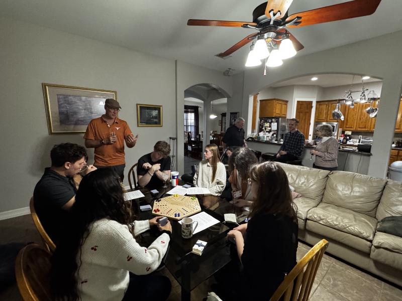 2025/11(November)/Thanksgiving/800x600_2025-11-27-Thanksgiving-11-Mark-Travis-Bianca-Ian-Sydney-Dax-Ayala-Jim-Josh-Janeen.JPG