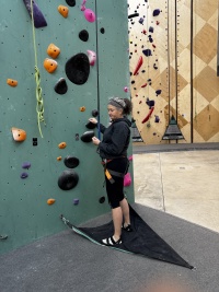 2025-12-01-Indoor-Climbing-51-Suzi.JPG