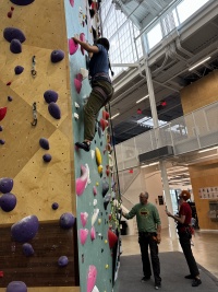 2025-12-01-Indoor-Climbing-61-Bianca-Travis-Chance.JPG