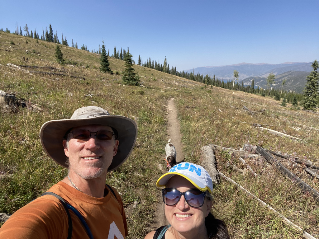 Best-of-Blaze/1024x768_2021-09-06-Colorado-17-Hiking-Travis-Suzi-Blaze.jpg