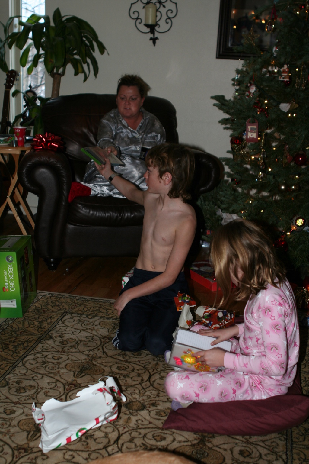 Best-of-Katie/1024x768_2009-12-25-Christmas-53-Katie-Vale-Kyla.JPG