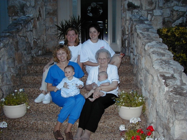 Best-of-Katie/640x480_2000-04-27-Post-Easter-Janeen-Chance-Mary-Vale-Katie-Suzi-18.jpg