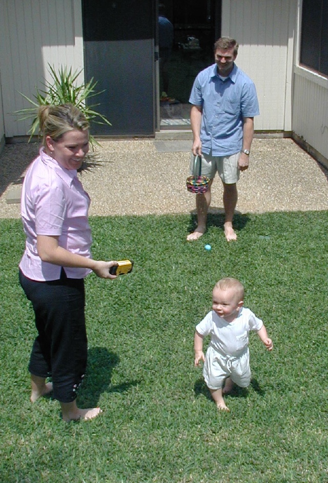 2001-04-15-Easter-09-Vale-Katie-Justin.jpg