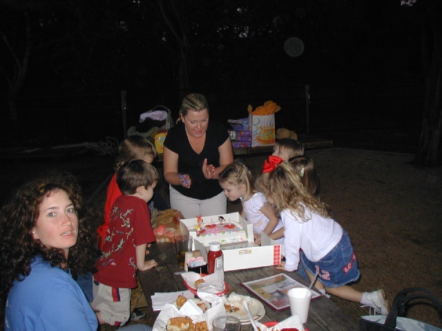 2005-02-13-Kyla-3rd-bday-04-Suzi-Dax-Katie.JPG