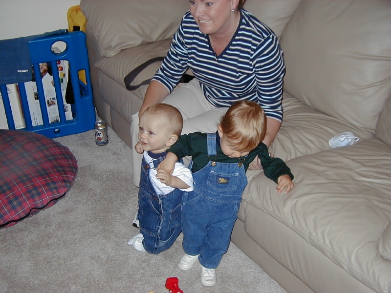 Best-of-Katie/800x600_2000-10-07-Chance-1st-Bday-Vale-Katie-02.jpg
