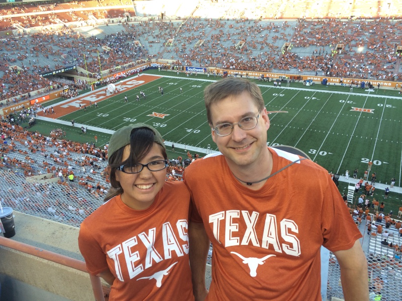 Best-of-Katie/800x600_2015-09-12-UT-Football-vs-California-Golden-Bears-5-Katie-Steve-GOOD.JPG