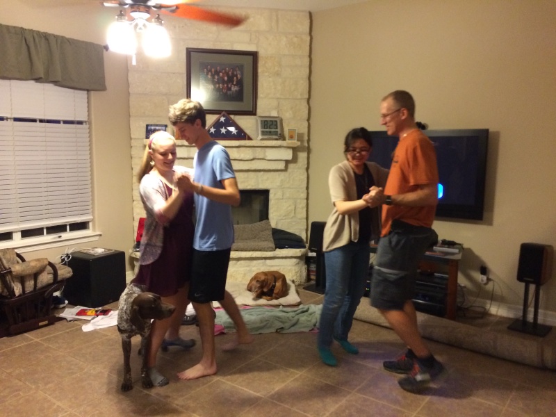 Best-of-Katie/800x600_2017-04-16-Dance-Lessons-McKenzie-Chance-Katie-Travis-Blaze-Bevo.JPG
