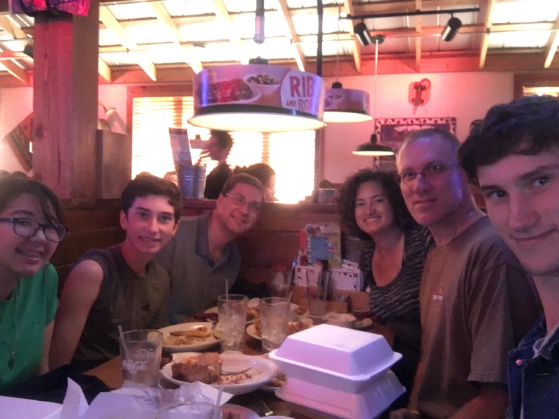 Best-of-Katie/800x600_2017-05-07-Dax-Birthday-6-Katie-Dax-Steve-Suzi-Travis-Chance.JPG