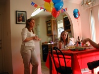 2001-03-04-Vale-1st-Bday-03-Katie.jpg