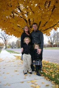 2005-11-05-South-Dakota-44-Family-photo-Justin-Katie-Vale-Kyla.JPG