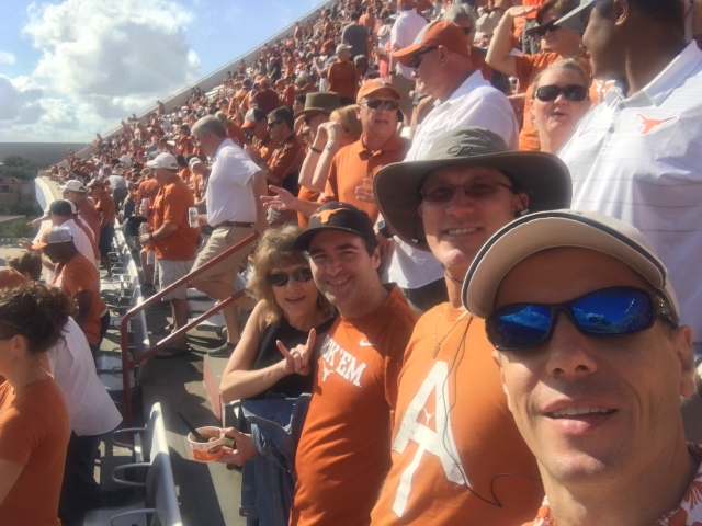 Kim/640x480_2017-10-21-UT-Longhorn-Football-2535-Kim-Jim-Travis-Ben.JPG