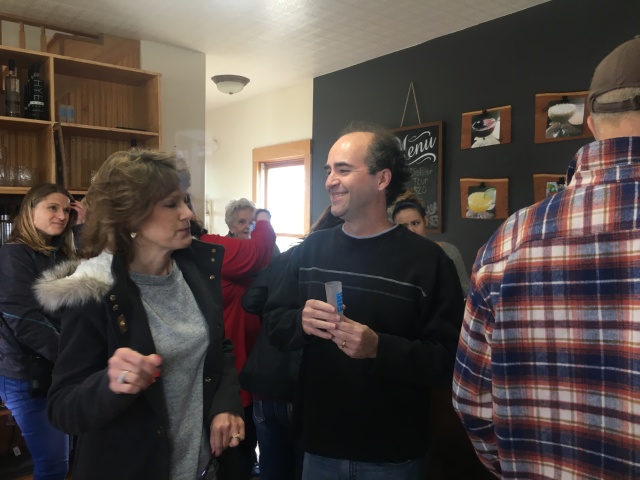 Kim/640x480_2018-04-07-Austin-Fredricksburg-51-Hye-Rum-Kim-Jim.JPG