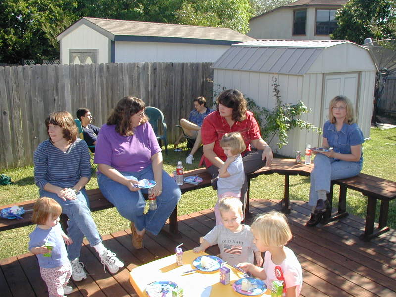 2001-10-07-Chance-Bday-17-Erika-Tara-Stan-Stacy-Zane-Matt-Kim-Emily-Shana-Megan.JPG
