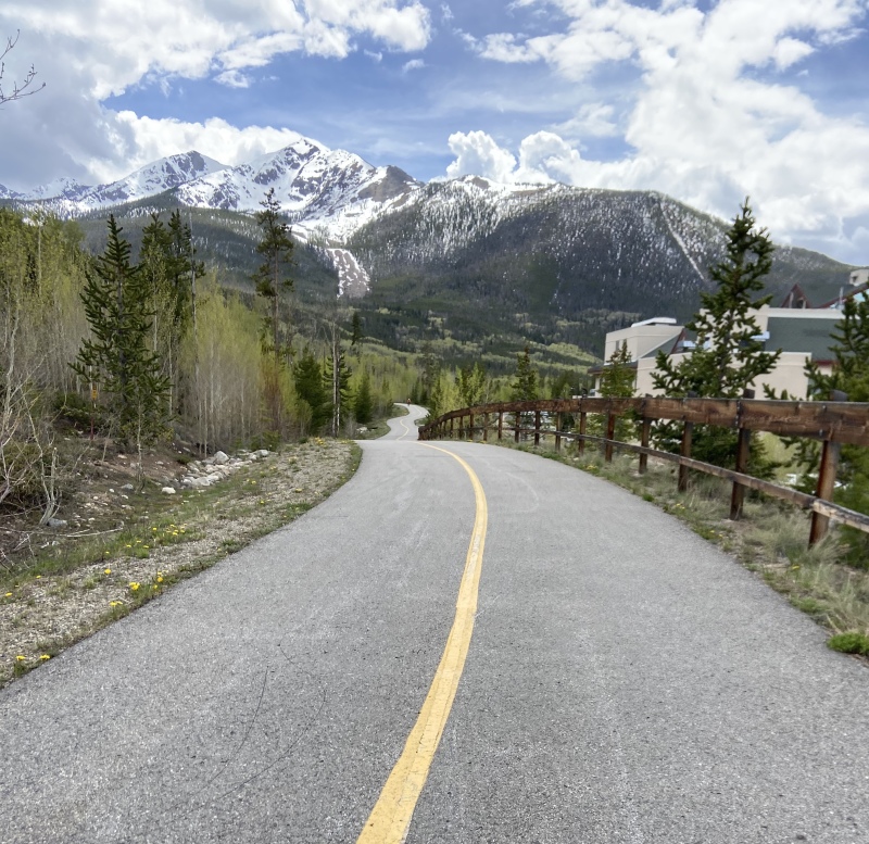 2020-05-27-Colorado-05-bike-path-Landscape-GOOD.JPG