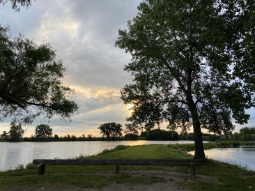 2020-08-13-Rocky-Pond-Bellville-KS-07-Landscape-GOOD.JPG